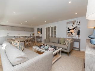 Pass the Keys Stunning Coach House in Central Bath with parking - Bath - 0