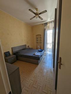 A balcon on the plaza - Bari - 3
