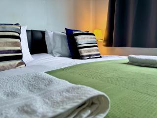 Maberic Housing - Cranford - 8