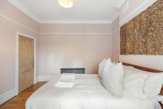 GuestReady - Serene Garden Flat near London Parks - 6