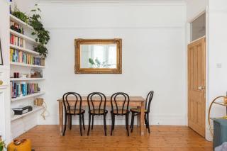 GuestReady - Serene Garden Flat near London Parks - 7