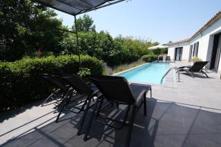 charming family house with pool located at L'isle sur la sorgue - sleeps 8 - LʼIsle-sur-la-Sorgue - 3