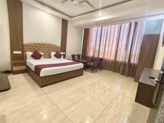 Hotel la vista - Zirakpur - 9