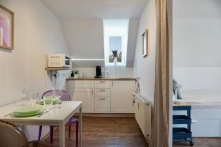 NEU stylisches Apartment für 2 Personen in historischem Fachwerkhaus 4 Etage mit Blick auf Stadt & Festung - Coblença - 0