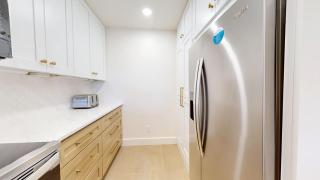 Beach Manor 1206 - 3
