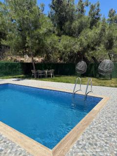 Luxury Villa with Pool Near Sarimsakli Beach - Ayvalık - 3