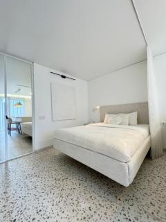 Bright white - Vilnius - 7