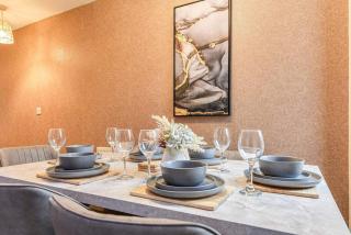 Wythenshawe Greenbrow Retreat - 5