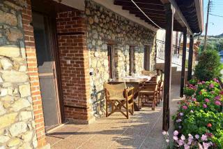 Village Stone House - 6