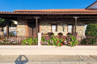 Village Stone House - Ofrinion - 7