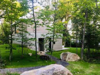 Spahaus 7 Luxury Scandi Chalet, Hot Tub, EV Chrg - Lac-Superieur - 9