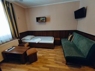 Turistická ubytovňa BUCK** - 6