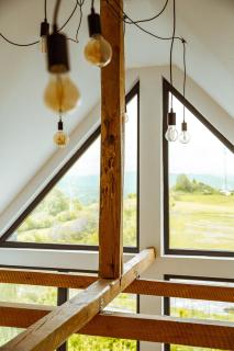 Sunset Hills Chalet - 5