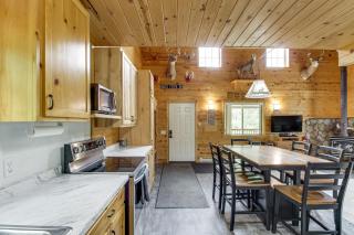 6 Mi to Spider Lake ATV Trails Cabin with Fire Pit - - 2