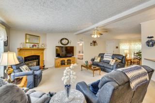 2 Mi to Dtwn Retreat on 3 Acres in Pelzer! - Piedmont - 8
