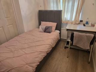 Tavern Court Shared Facilities - Manchester - 4