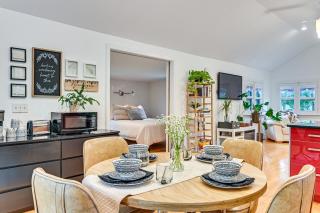 Walk to Kelsey Lake Cassopolis Home with Yard! - Cassopolis - 1
