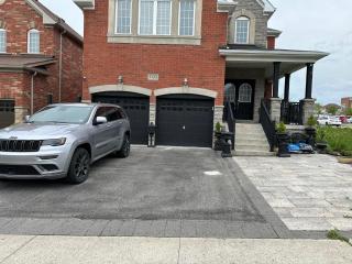 Luxurious Villa 3 Living Rooms, 1 sofa bed, 4 bedrooms, 4 Beds, 4 Toilets, 1 hour To Toronto - Oshawa - 8