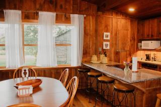 Rustic Log Cabin Old Farm - 4