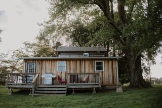 Rustic Log Cabin Old Farm - 3