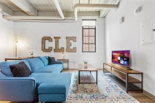 Loft on Superior l DT Cleveland l Parking l Café - 9