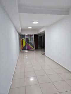 Cálido departamento en Nueva Córdoba con amplia terraza y asador privado - 9