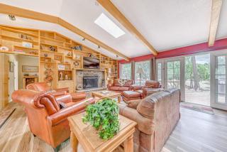 Rustic Alto Cabin with Hot Tub, Deck and Fireplace! - Alto - 8