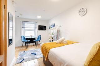 Hyde Park Budget Studios! - Londra - 8