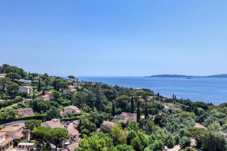"La Chantyviere" Villa vue Exceptionnelle 180 degrés sur St Tropez avec plage privée - Sainte-Maxime - 3