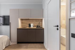 Neat and Simple Old Town Studio - 5