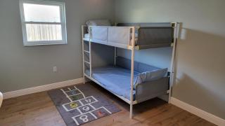 Coastal Breeze Retreat - Hudson - 7