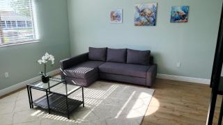 Coastal Breeze Retreat - Hudson - 5