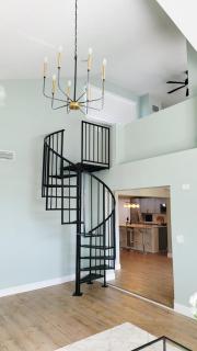 Coastal Breeze Retreat - Hudson - 4