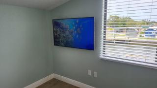 Coastal Breeze Retreat - Hudson - 1