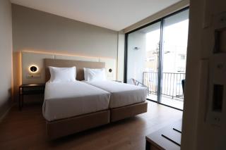 Oporto Fly Hotel - Maia - 8