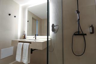 Oporto Fly Hotel - Maia - 9
