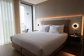 Oporto Fly Hotel - Maia - 0