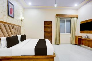 Super Townhouse OAK Jagatpura Formerly Narayan Vilas - Siroli - 9