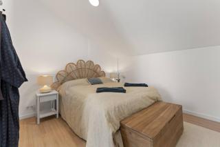 Modern Gem With Large Terrace And Sea Views - 8