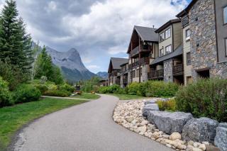Creekside 2-Bedroom Condo - Canmore - 5