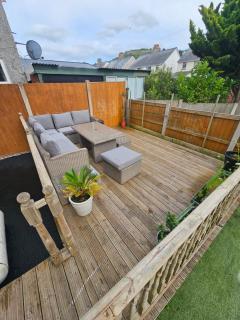 Jasslyn Llandudno with Private Car Park - 8