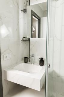 Cozy Stay in the Heart of City 1BR and Living Extendable sofa - Chişinău - 9