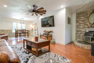 Outdoor Oasis and Hot Tub Maryland Home with Bar! - North East - 7
