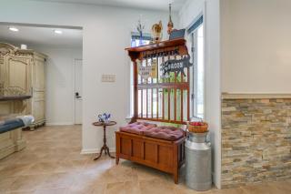 Outdoor Oasis and Hot Tub Maryland Home with Bar! - North East - 2