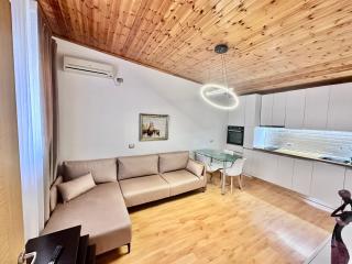 Soer Apartment - Tirana Center, Veranda & Comfort - Tirana - 0