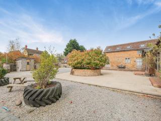 The Hay Barn - Ukc4135 - Arlingham - 2