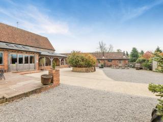 The Hay Barn - Ukc4135 - Arlingham - 1