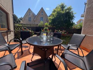 Big Family Apartment, 3 Bedrooms, Terrace, 1st Floor, City Center - Palanga - 0
