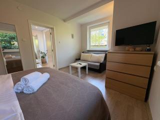 Big Family Apartment, 3 Bedrooms, Terrace, 1st Floor, City Center - Palanga - 6
