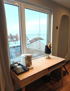 Pinnacle Suites Hotel - Cowes - 1